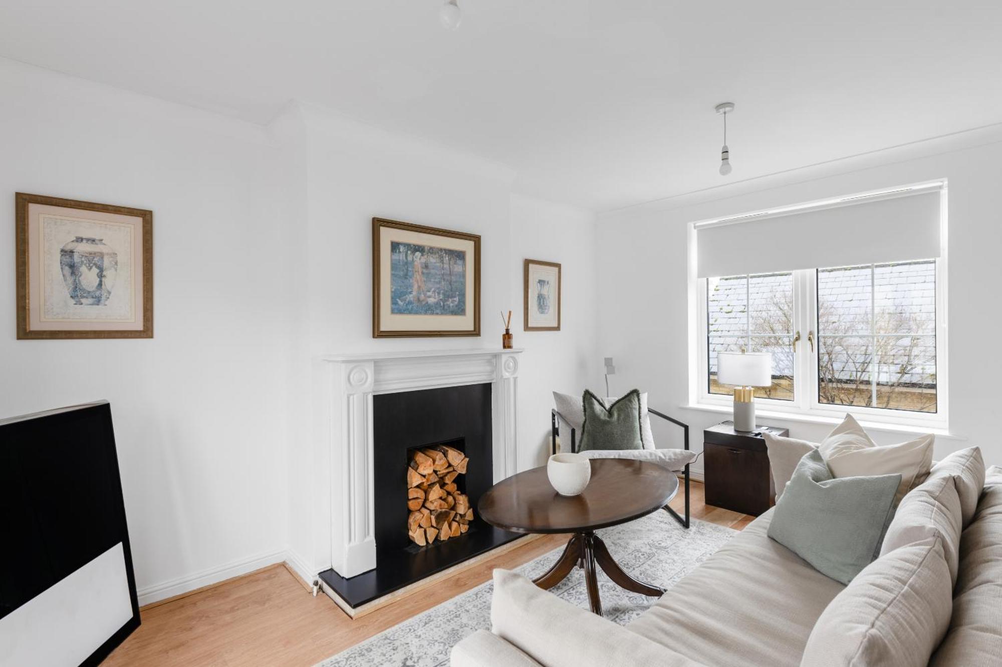 Luxurious 3 Bed House With Free Parking, Close To The Train Station & Town Брейнтрі Екстер'єр фото