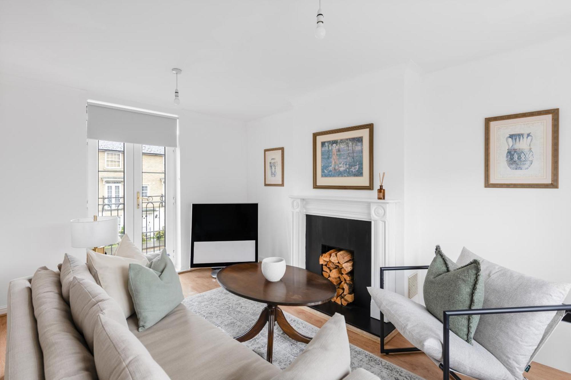 Luxurious 3 Bed House With Free Parking, Close To The Train Station & Town Брейнтрі Екстер'єр фото