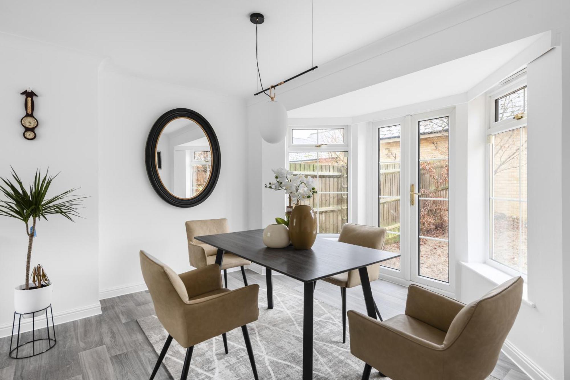 Luxurious 3 Bed House With Free Parking, Close To The Train Station & Town Брейнтрі Екстер'єр фото